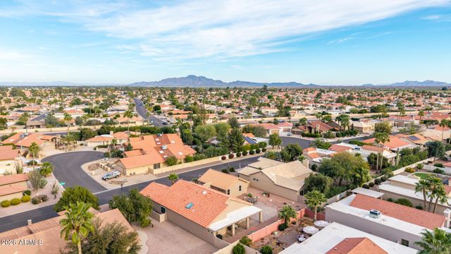 26002 S SADDLETREE Drive, Sun Lakes, AZ 85248