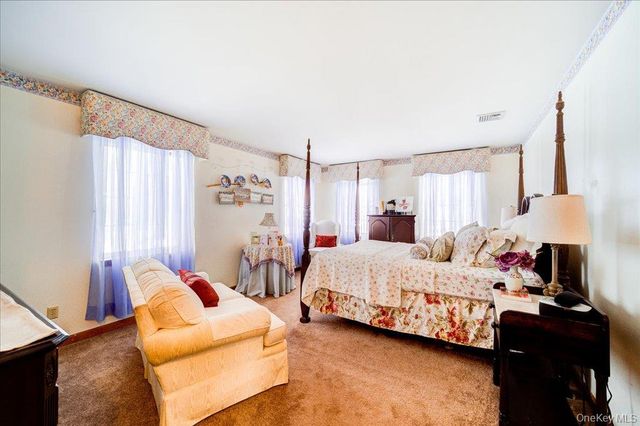 2 Melissa Lane, Washingtonville, NY 10992