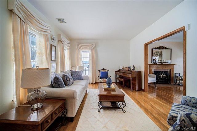 2 Melissa Lane, Washingtonville, NY 10992