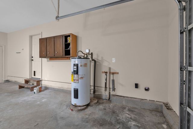 2116 Farley Dr, Nashville, TN 37210