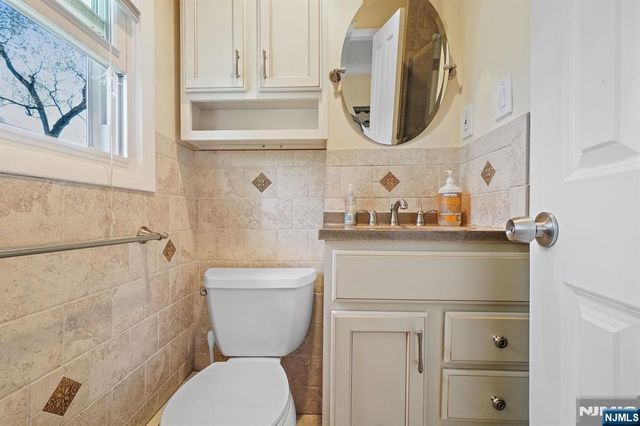 171 Hickory Avenue, Tenafly, NJ 07670