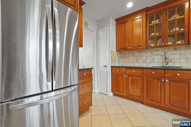 171 Hickory Avenue, Tenafly, NJ 07670