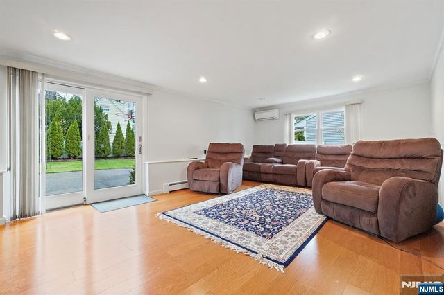 171 Hickory Avenue, Tenafly, NJ 07670