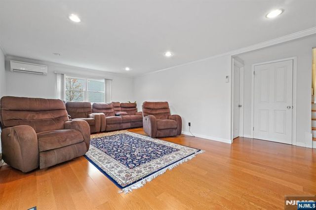 171 Hickory Avenue, Tenafly, NJ 07670