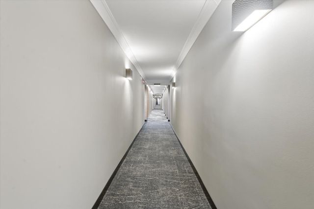 4170 N Marine Drive 18D, Chicago, IL 60613