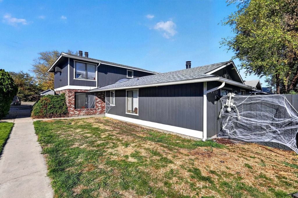 6119-6123 N Addison St, Spokane, WA 99208
