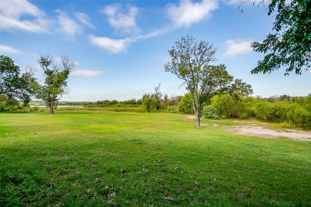 2520 Long Creek Court, Granbury, TX 76049
