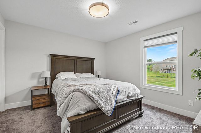 7367 Graymoor Street SE 44, Caledonia, MI 49316