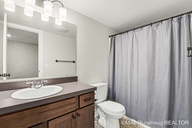 7367 Graymoor Street SE 44, Caledonia, MI 49316