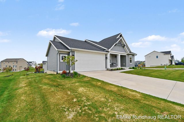 7367 Graymoor Street SE 44, Caledonia, MI 49316
