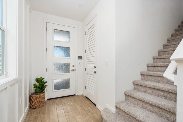 1472 Woodhill Lane, Clovis, CA 93619