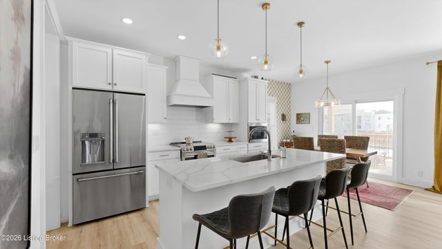 14612 Reserve Park Pl, Louisville, KY 40299