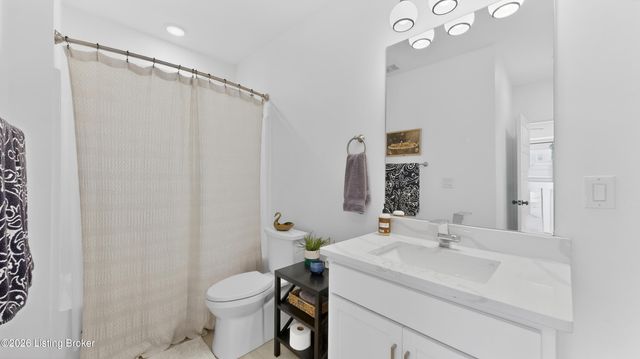 14612 Reserve Park Pl, Louisville, KY 40299