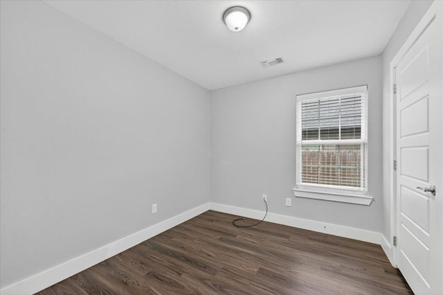 1032 Ray Drive, Denison, TX 75020