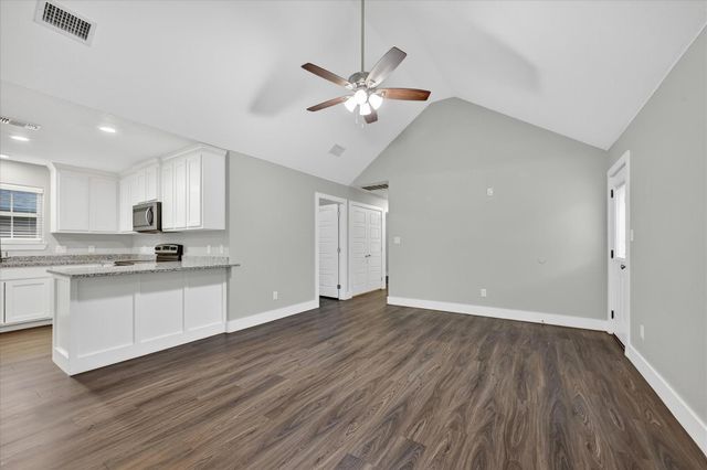 1032 Ray Drive, Denison, TX 75020