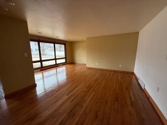 2116 14th Street, Peru, IL 61354