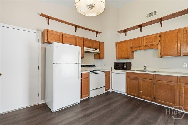 887 Piercefield Drive, Richmond Hill, GA 31324