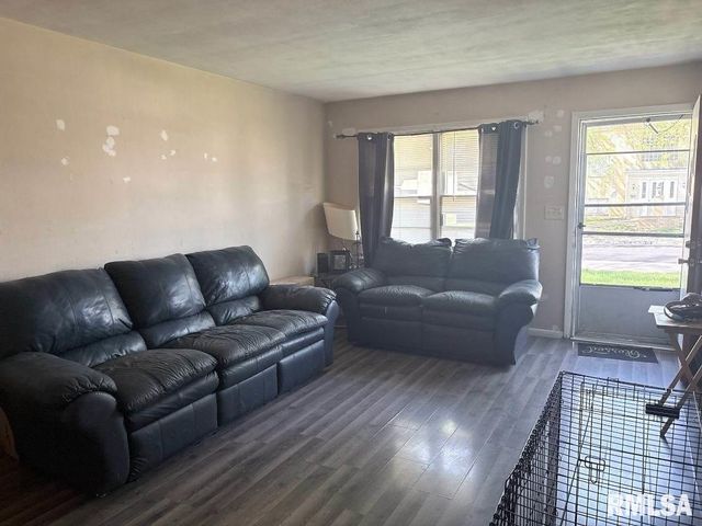 2604-2606 W WARDCLIFFE Drive, Peoria, IL 61604