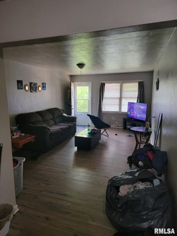 2604-2606 W WARDCLIFFE Drive, Peoria, IL 61604