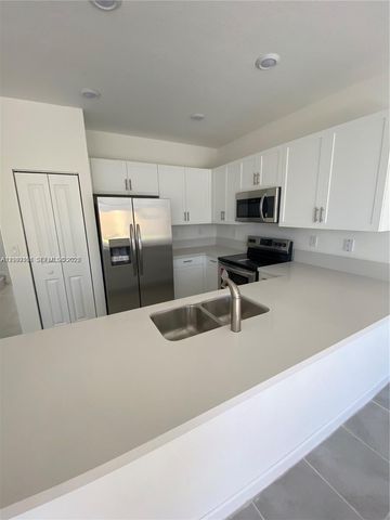 28729 SW 132nd Pl 28729, Homestead, FL 33033