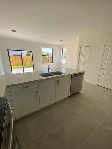 28729 SW 132nd Pl 28729, Homestead, FL 33033