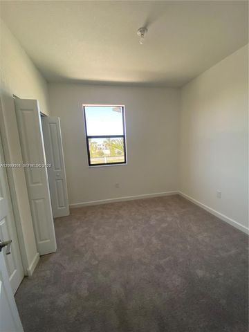 28729 SW 132nd Pl 28729, Homestead, FL 33033