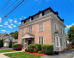 4646 Post Road 5, Warwick, RI 02818