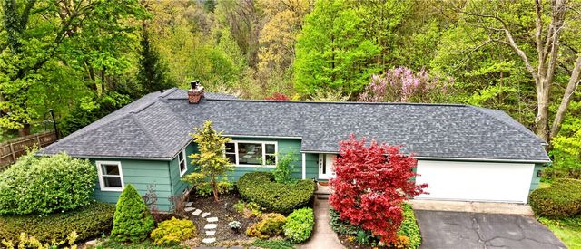 131 Panorama Trail, Penfield, NY 14625