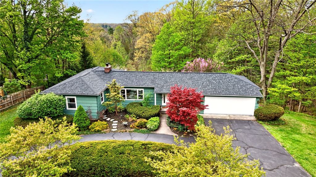 131 Panorama Trail, Penfield, NY 14625
