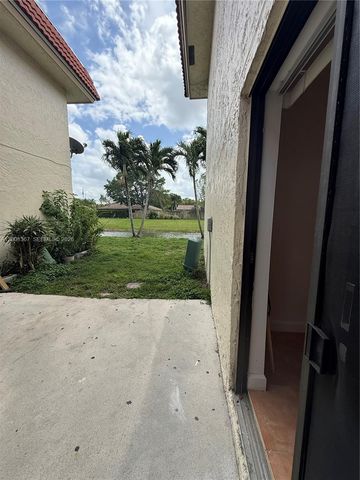 11120 Royal Palm Blvd 4-10, Coral Springs, FL 33065