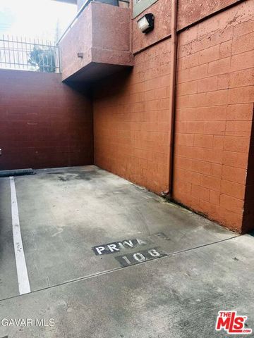 2507 E 15th Street 104, Long Beach, CA 90804
