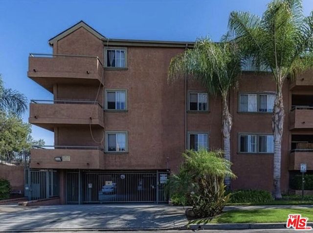 2507 E 15th Street 104, Long Beach, CA 90804