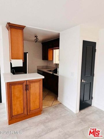 2507 E 15th Street 104, Long Beach, CA 90804