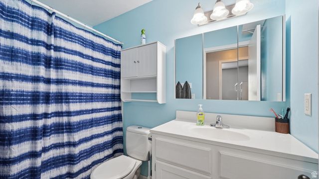 2019 N 2195 W, Clinton, UT 84015