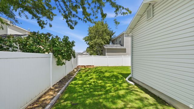 2019 N 2195 W, Clinton, UT 84015