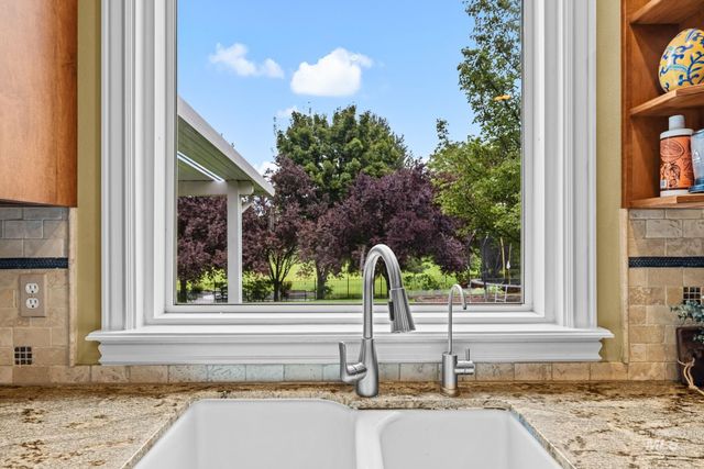 2664 S Goshen Way, Boise, ID 83709