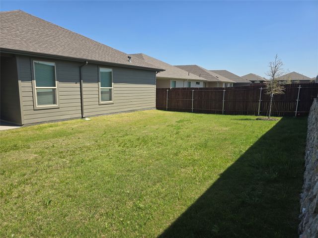 7709 Tuscarora Drive, Ponder, TX 76259