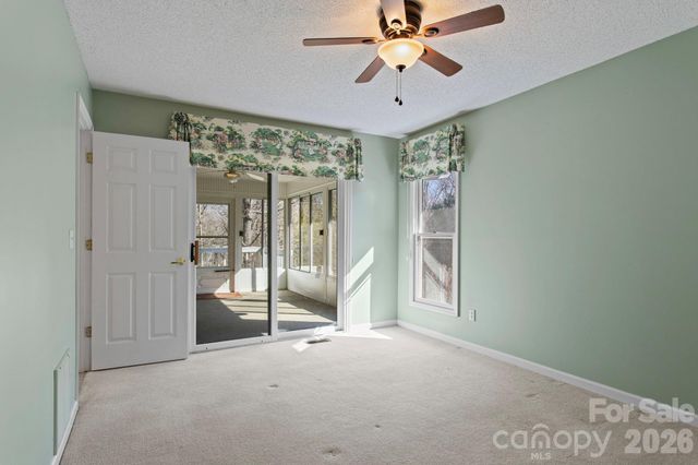 514 Cobblestone Lane, Flat Rock, NC 28731