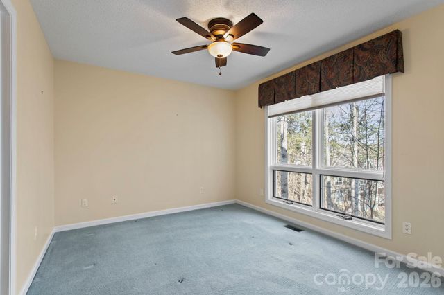 514 Cobblestone Lane, Flat Rock, NC 28731