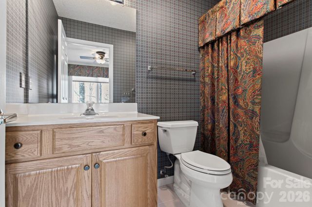 514 Cobblestone Lane, Flat Rock, NC 28731