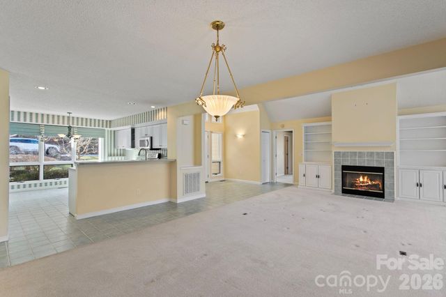 514 Cobblestone Lane, Flat Rock, NC 28731