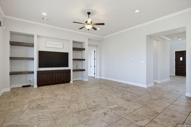 12135 Upton Park, San Antonio, TX 78253