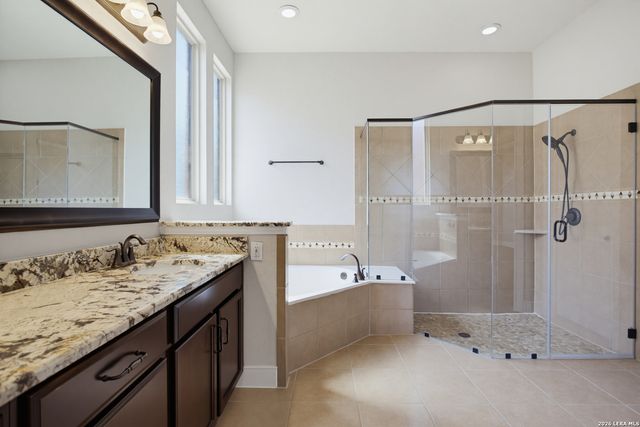12135 Upton Park, San Antonio, TX 78253