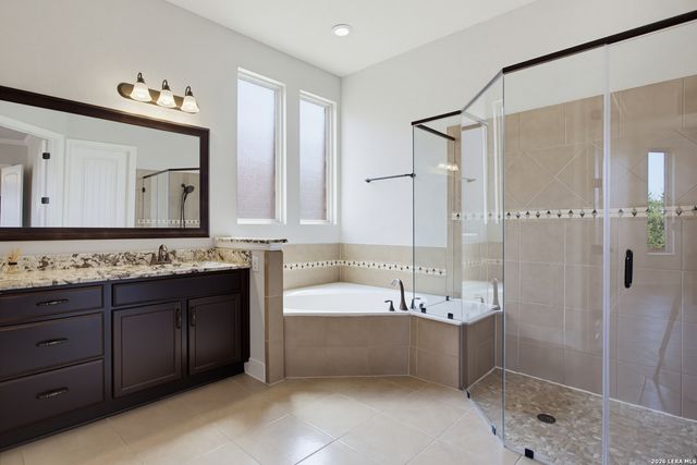 12135 Upton Park, San Antonio, TX 78253
