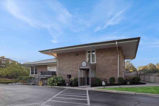 1 Oak Brook Club Drive A310, Oak Brook, IL 60523