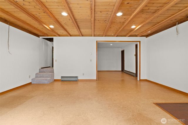 4642 Oyster Bay Road NW, Olympia, WA 98502