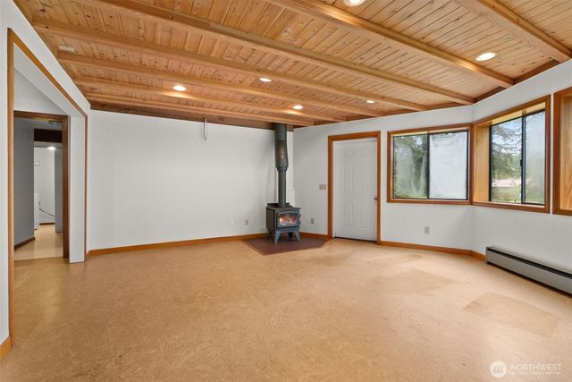 4642 Oyster Bay Road NW, Olympia, WA 98502
