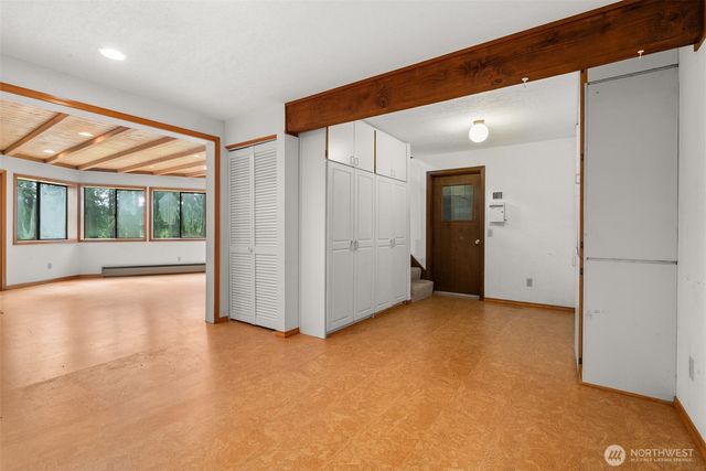4642 Oyster Bay Road NW, Olympia, WA 98502