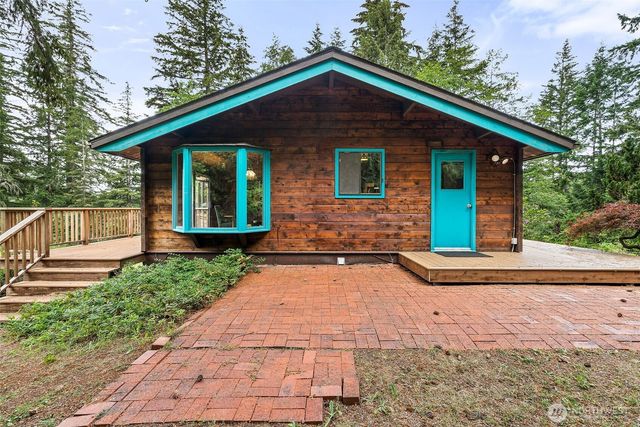 4642 Oyster Bay Road NW, Olympia, WA 98502