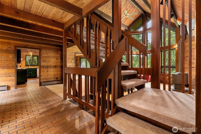 4642 Oyster Bay Road NW, Olympia, WA 98502